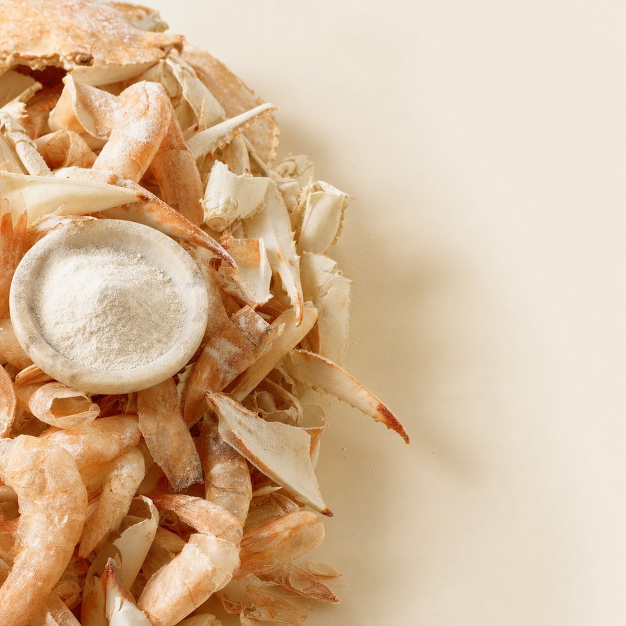 Shellfish shells and glucosamine powder